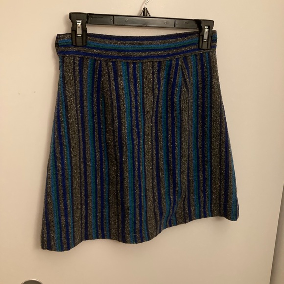 Versace Vest and Skirt Set - Picture 6 of 6